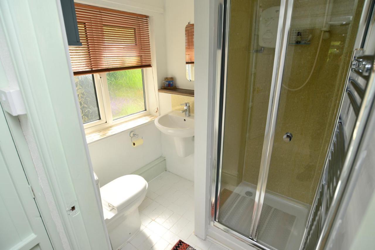 Pentre Isaf Bed & Breakfast Conwy Exterior photo